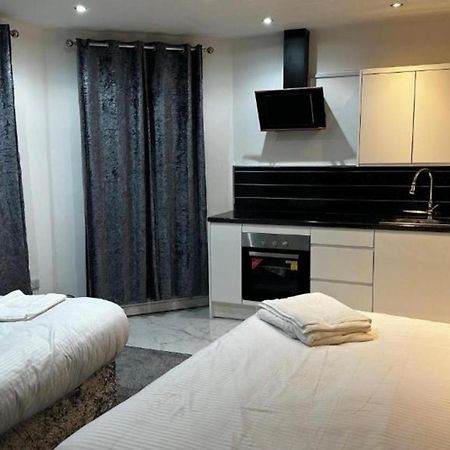 Oyo The Pleasant House Hotel Manchester Ngoại thất bức ảnh