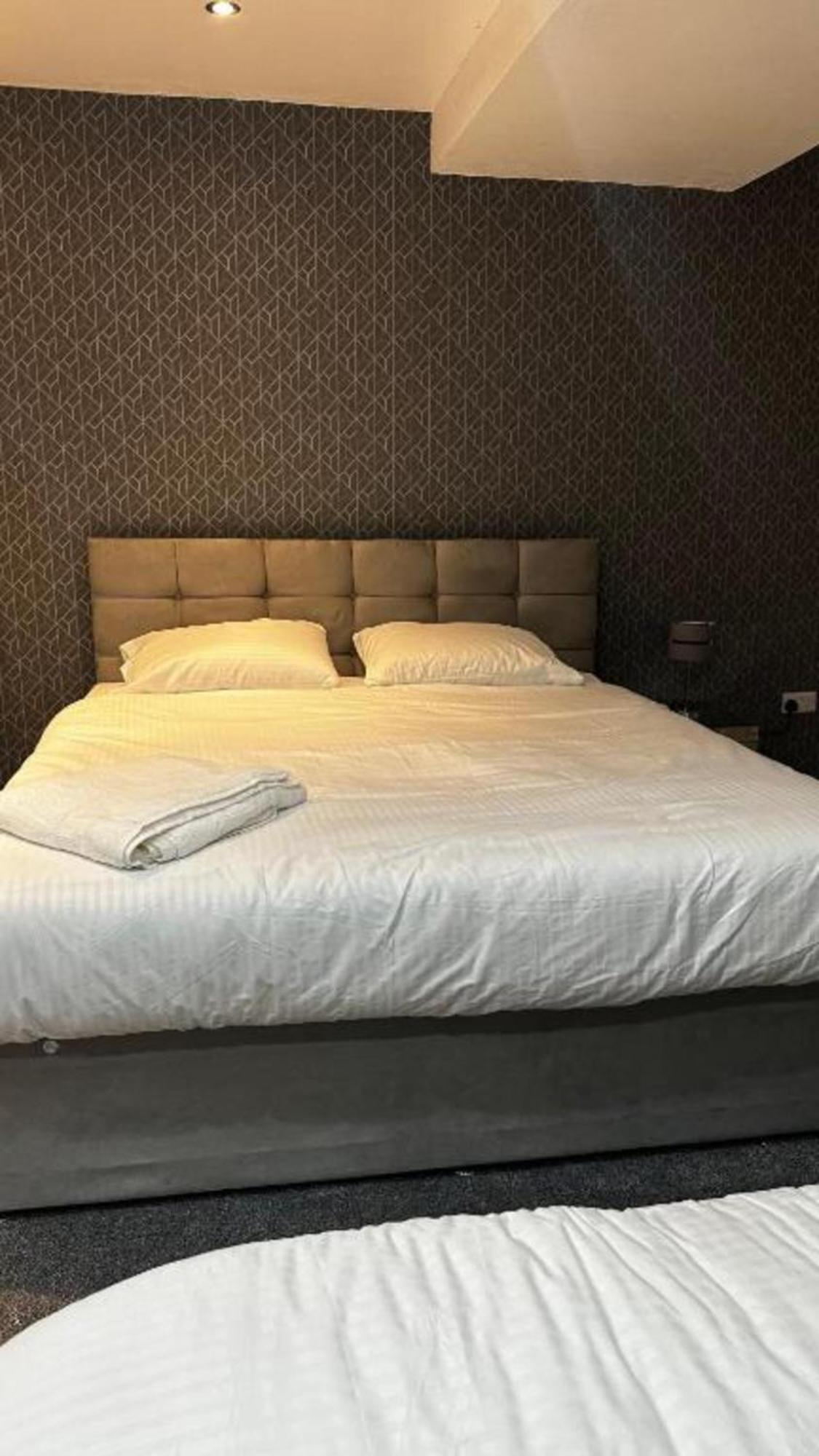 Oyo The Pleasant House Hotel Manchester Ngoại thất bức ảnh