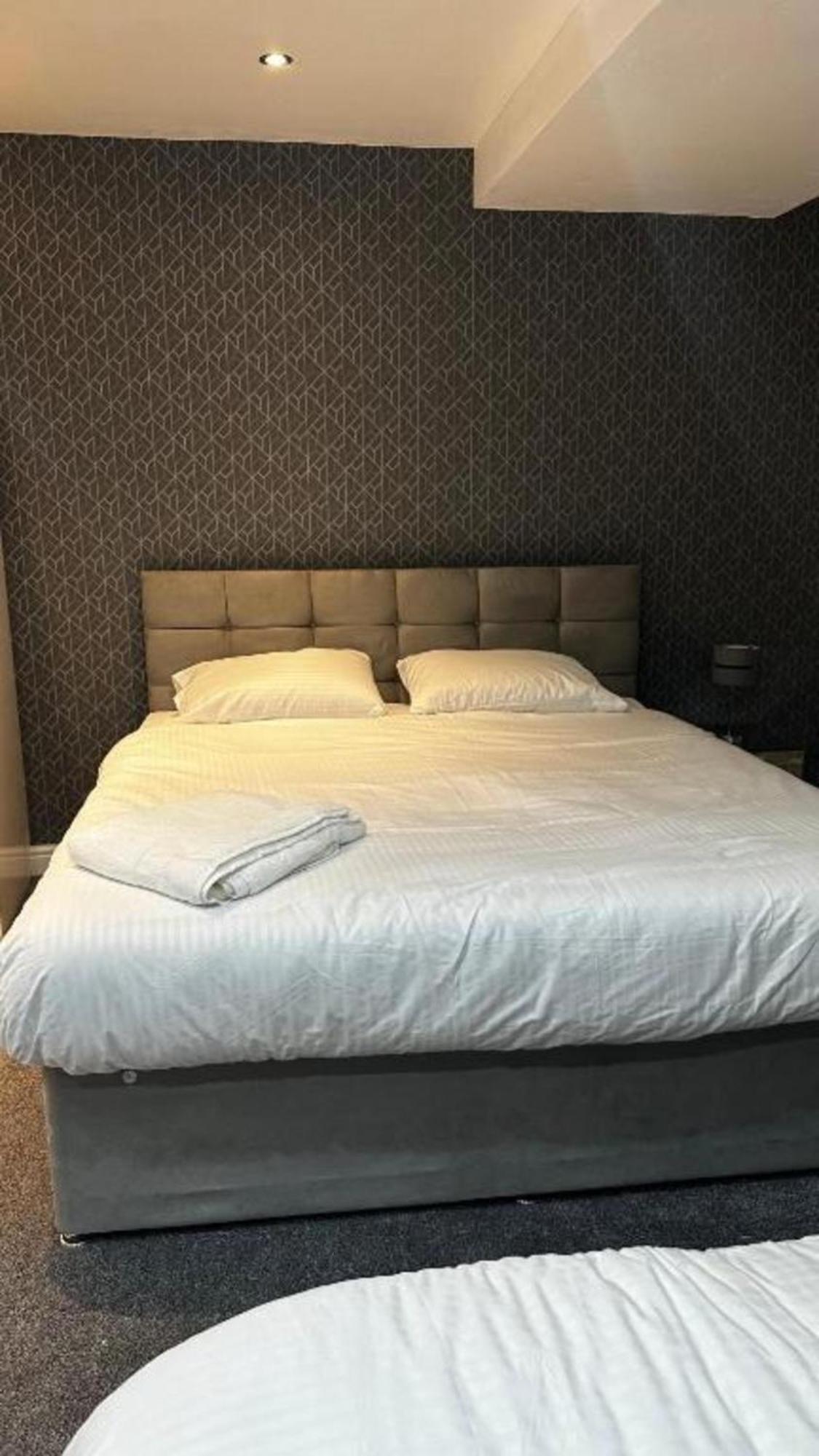 Oyo The Pleasant House Hotel Manchester Ngoại thất bức ảnh